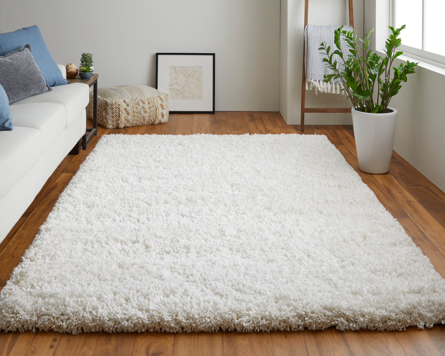 Stoneleigh Modern/Luxury & Glam/Casual Ivory/White Area Rug