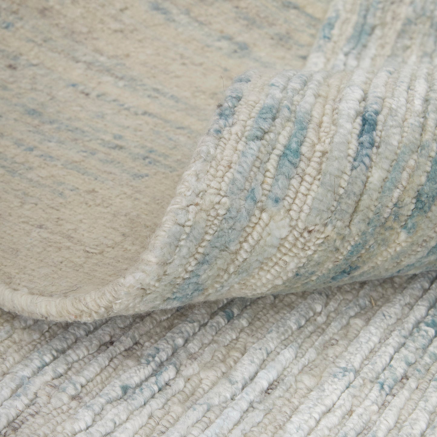 Brighton Modern/Casual/Global Blue/Ivory/Silver Area Rug