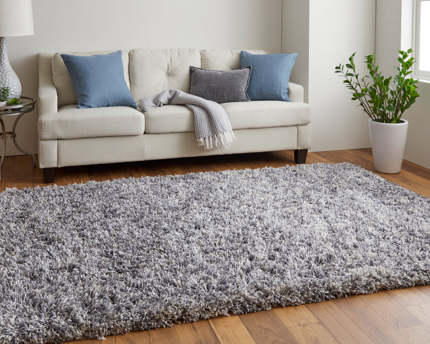 Stoneleigh Modern/Luxury & Glam/Casual Gray/Silver Area Rug