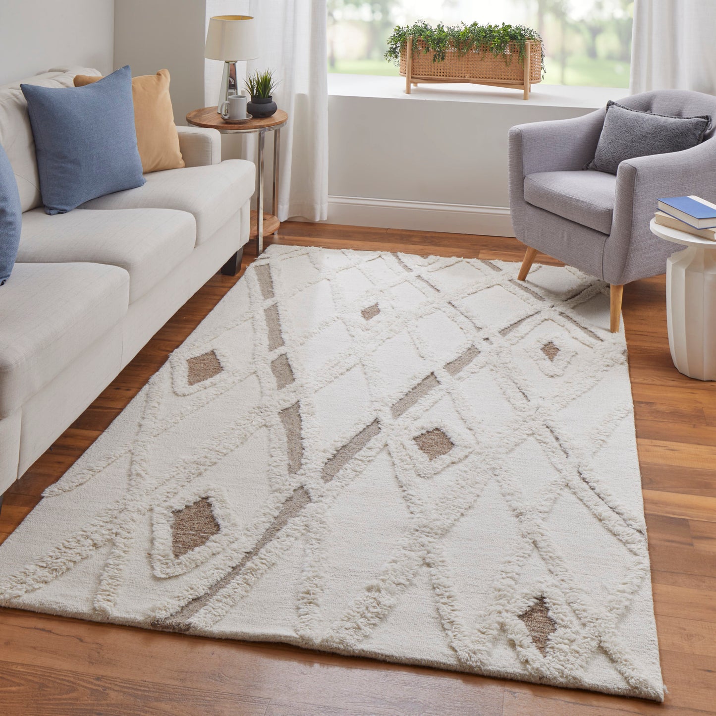 Anica Transitional/Moroccan/Casual Geometric/Diamond/Abstract Ivory/Taupe/Brown - Feizy Rug