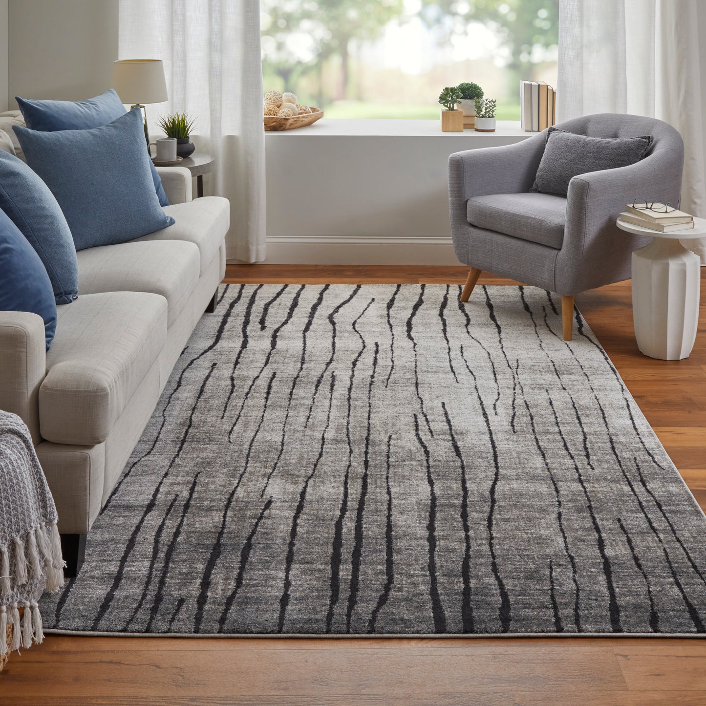 Kano Transitional/Industrial/Casual Gray/Black/Taupe Accent Rug
