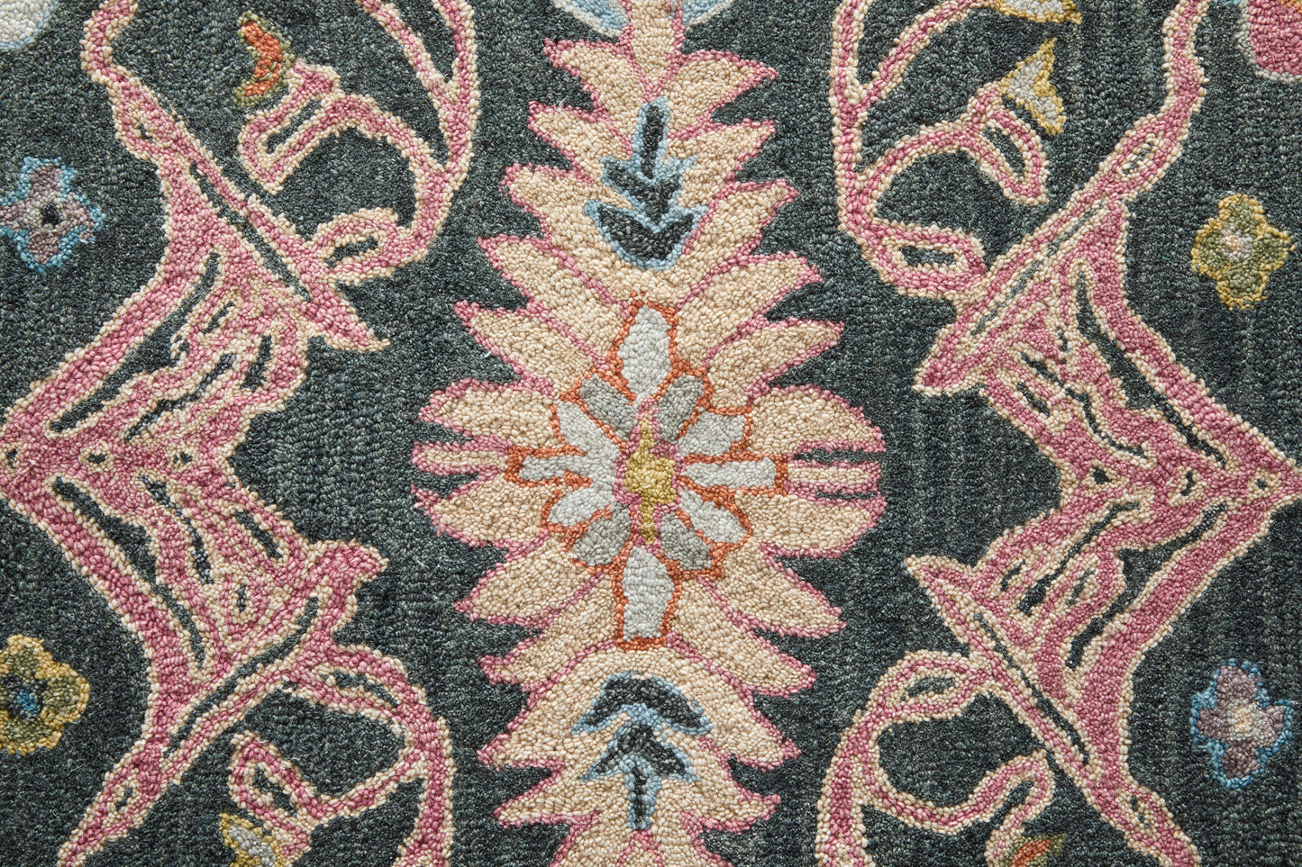 Springfield Traditional Floral & Botanical/Bordered/Medallion Gray/Ivory/Blue - Feizy Rug