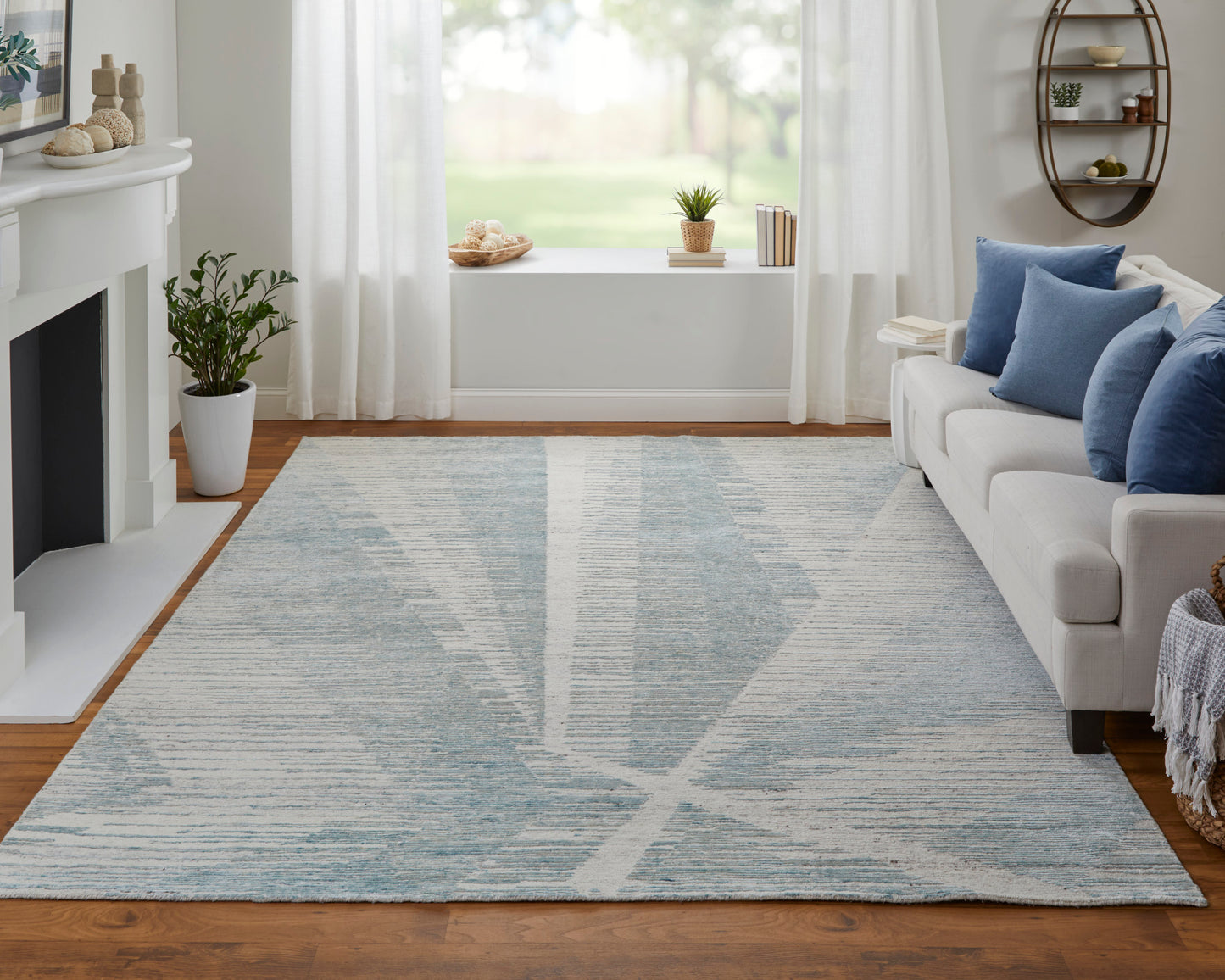 Brighton Modern/Casual/Global Blue/Ivory/Silver Area Rug
