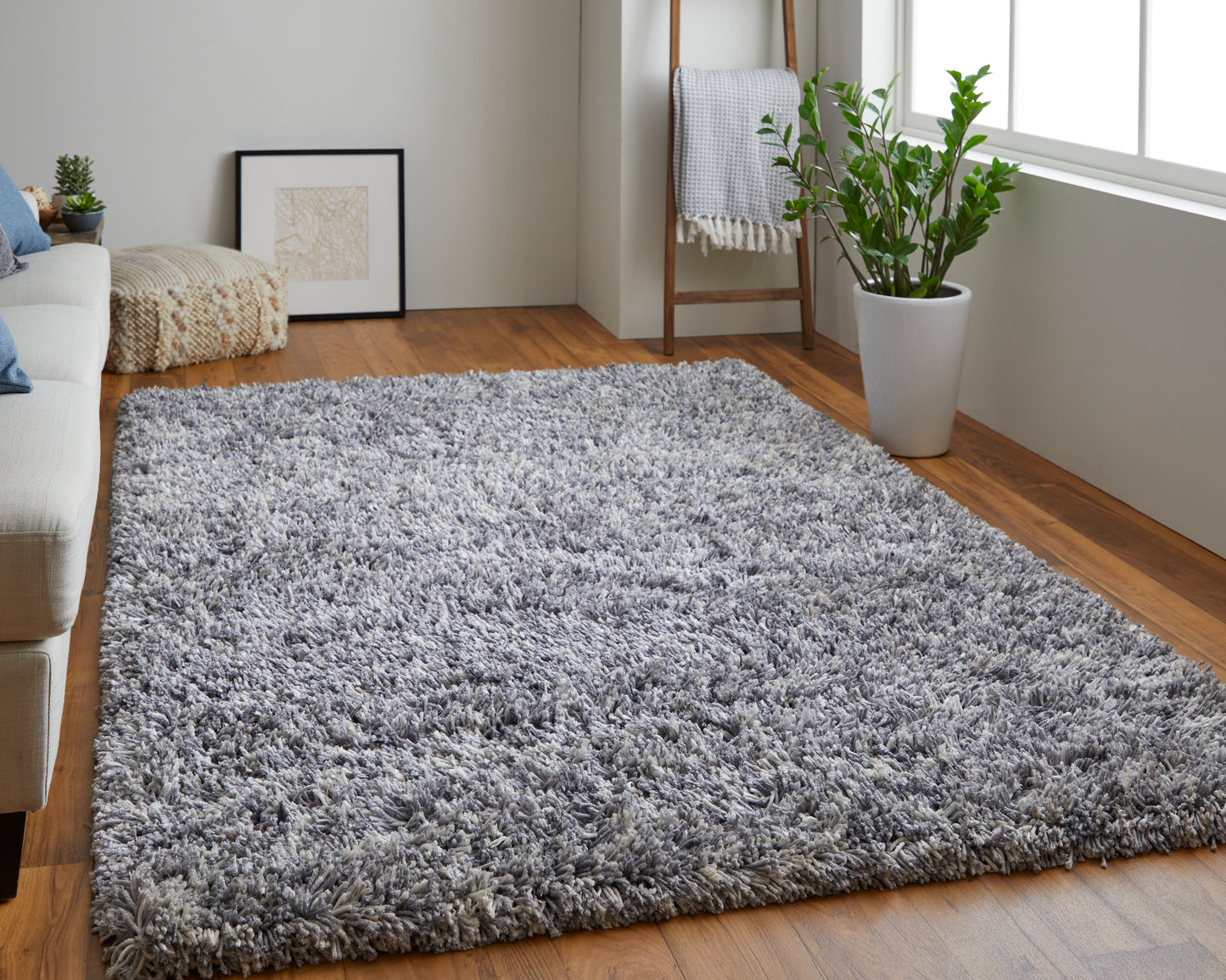 Stoneleigh Modern/Luxury & Glam/Casual Gray/Silver Area Rug