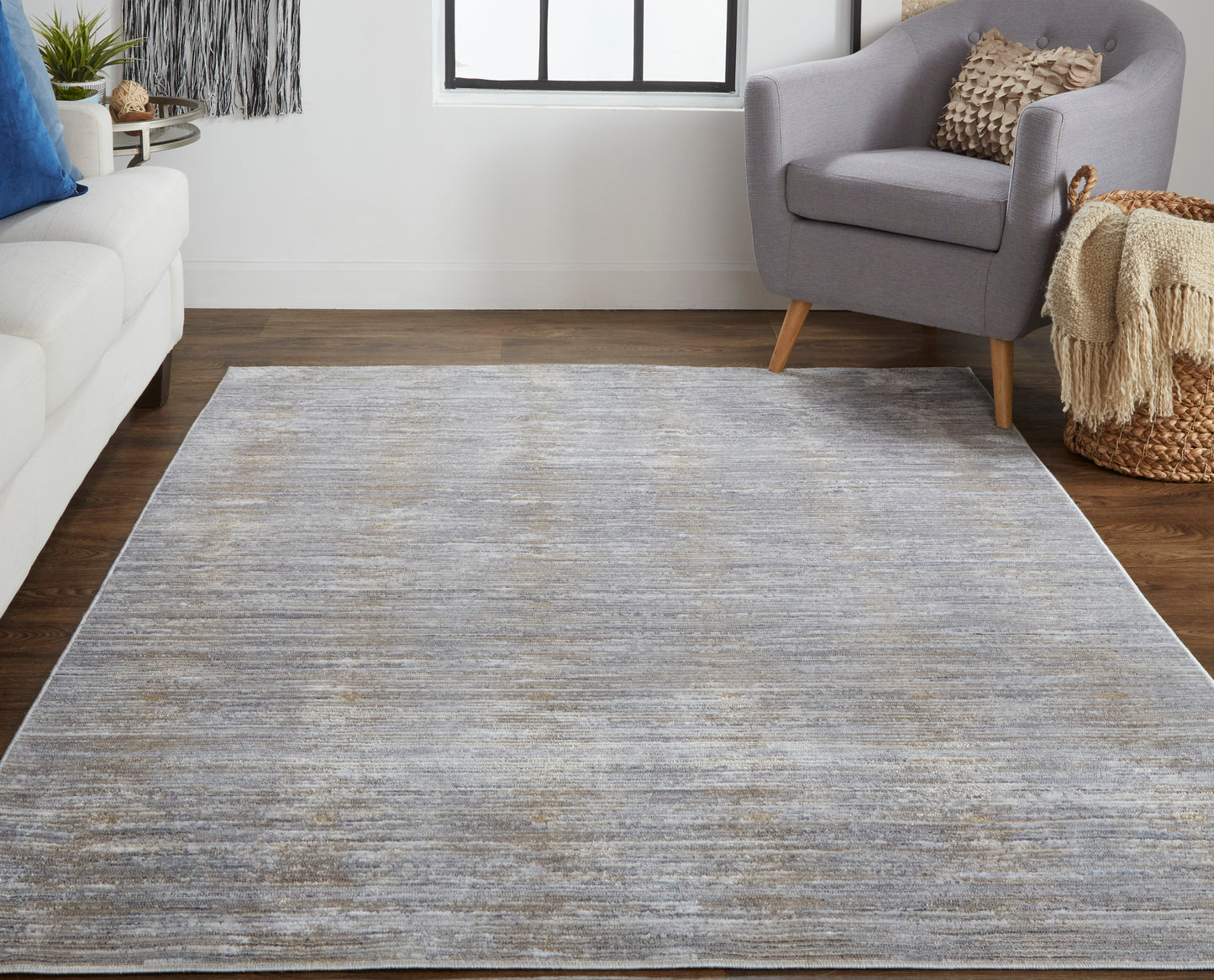 Laina Transitional/Rustic/Casual Taupe/Silver/Tan Accent Rug