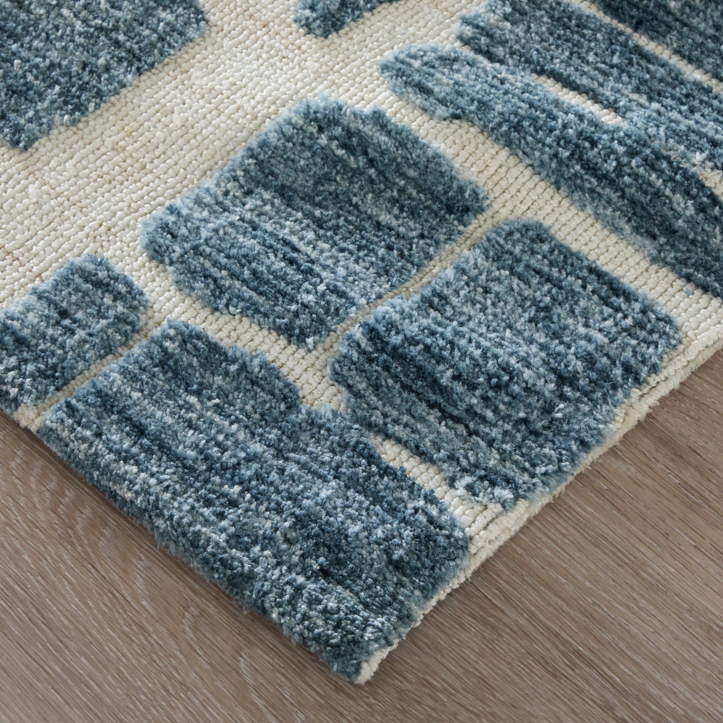 Colton Modern/Bohemian & Eclectic/Industrial Abstract/Geometric/Stripes Blue/Ivory - Feizy Rug