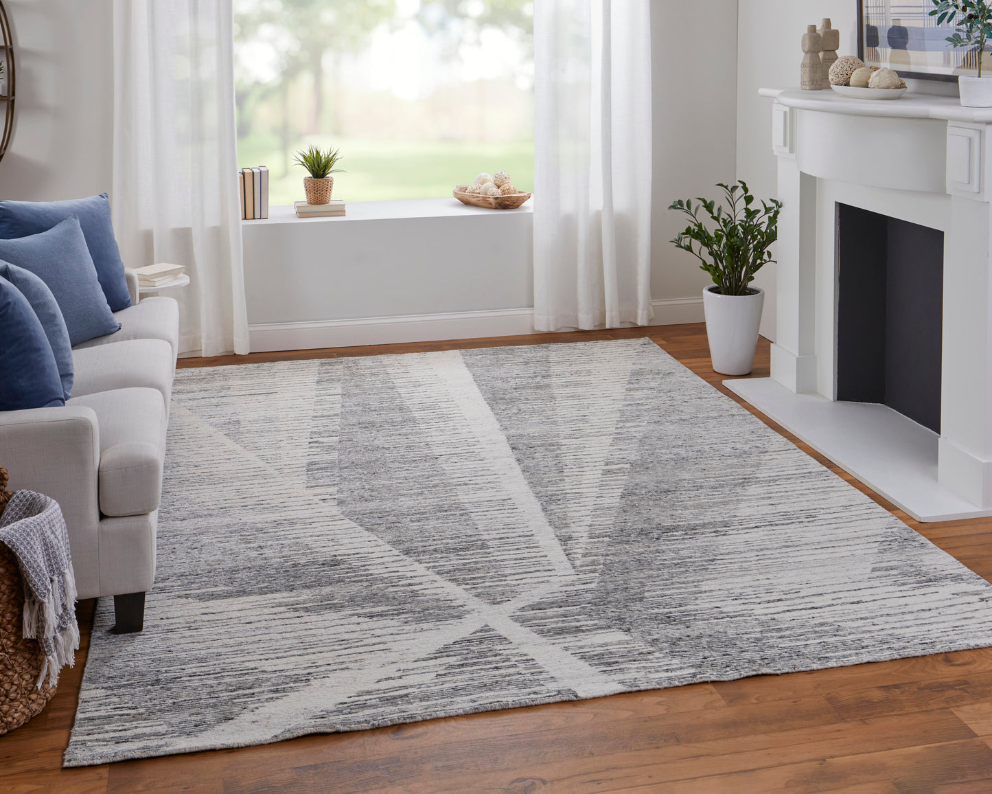 Brighton Modern/Casual/Global Ivory/Gray Area Rug