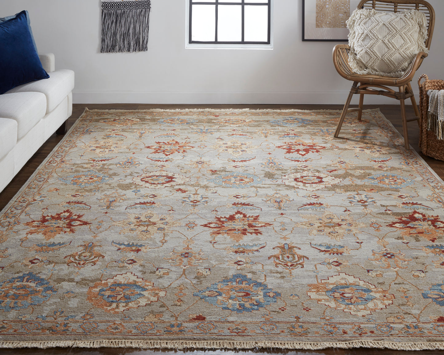 Leylan Transitional/Casual Brown/Tan/Gray Accent Rug