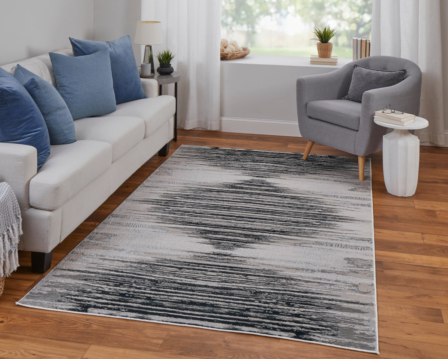 Micah Modern/Scandinavian/Farmhouse Black/Silver/Taupe Area Rug
