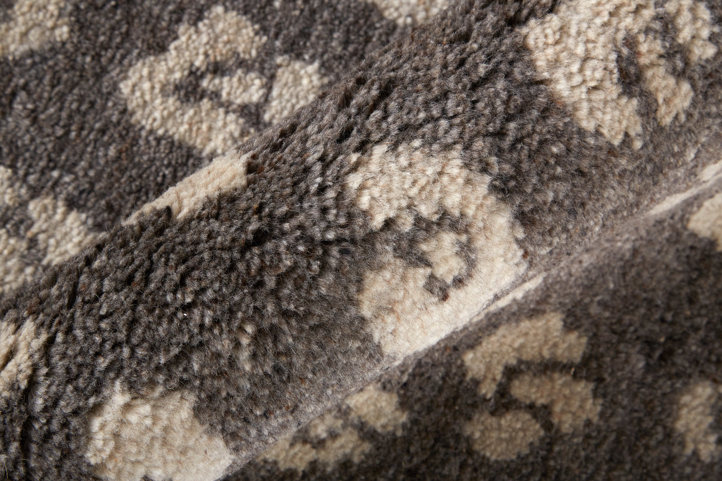 Seneca Transitional/Farmhouse/Casual Animal Print/Distressed Brown/Tan - Feizy Rug