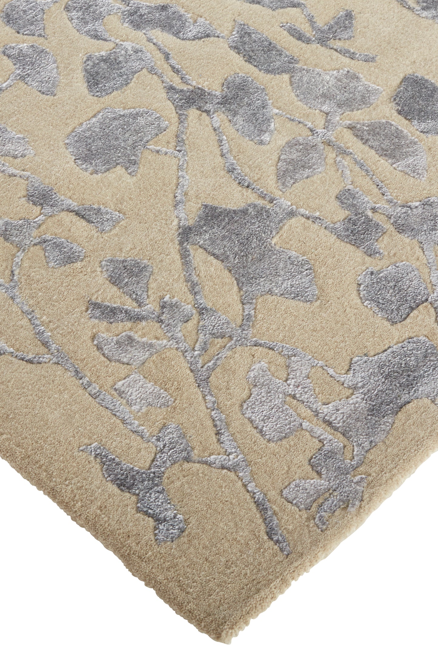 Bella Transitional/Casual Floral & Botanical Tan/Silver/Gray - Feizy Rug