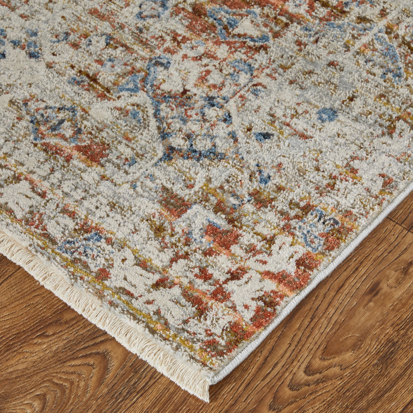 Kaia Transitional/Bohemian & Eclectic/Vintage Ivory/Orange/Blue Area Rug