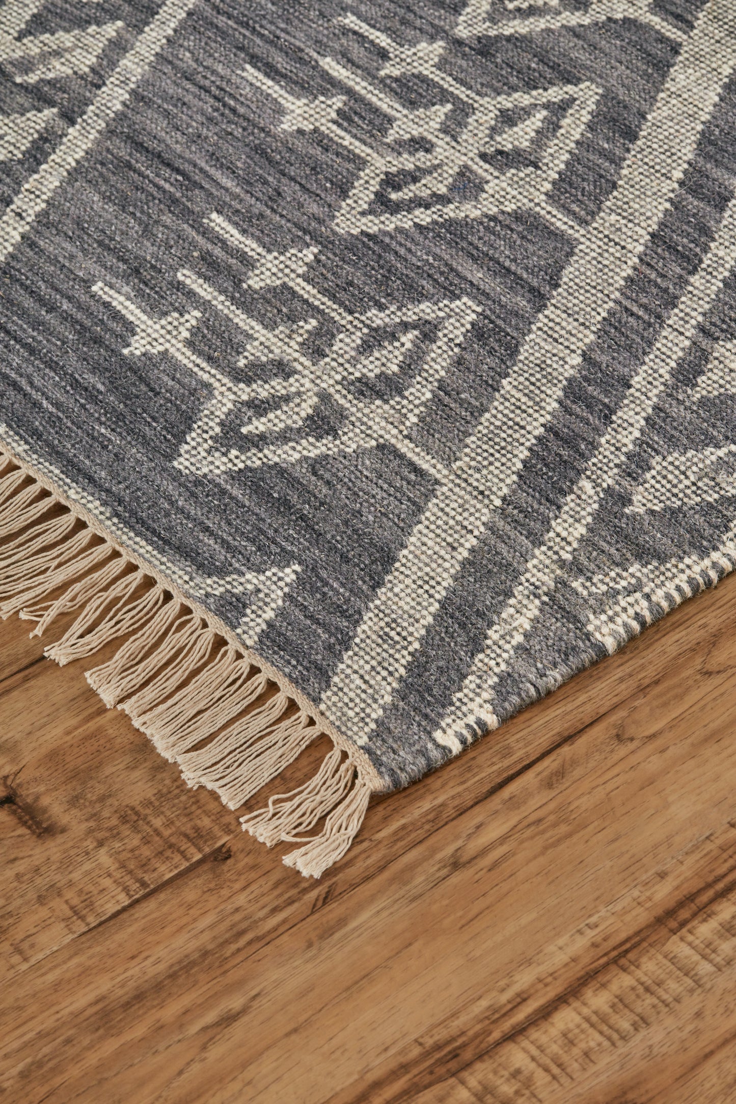 Savona Transitional/Bohemian & Eclectic/Casual Southwestern/Geometric Gray/Ivory/Blue - Feizy Rug