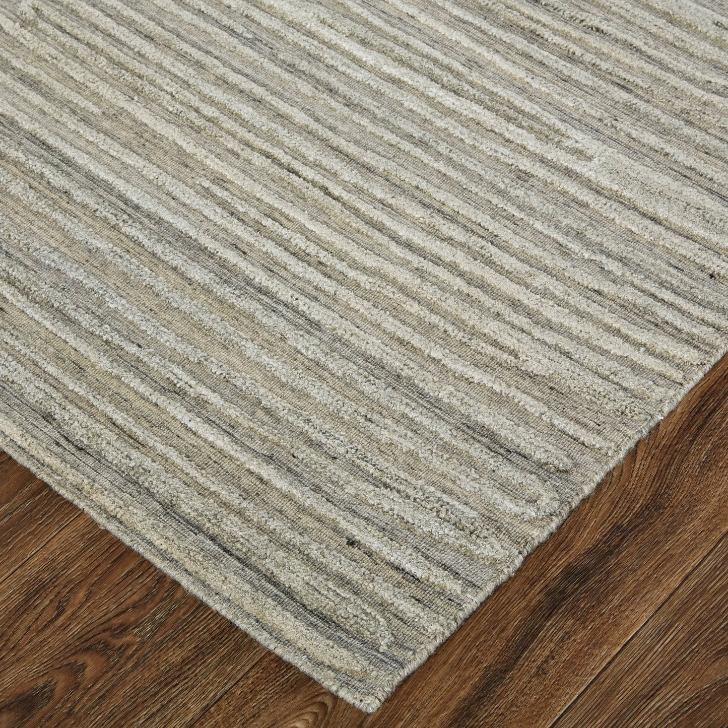 Braeside Transitional/Casual Taupe/Gray Accent Rug  Feizy Rugs Small Parcel,Feizy Rugs,Braeside,Taupe/Gray,2' x 3',Accent Rug,Viscose/Wool,Transitional/Casual,India