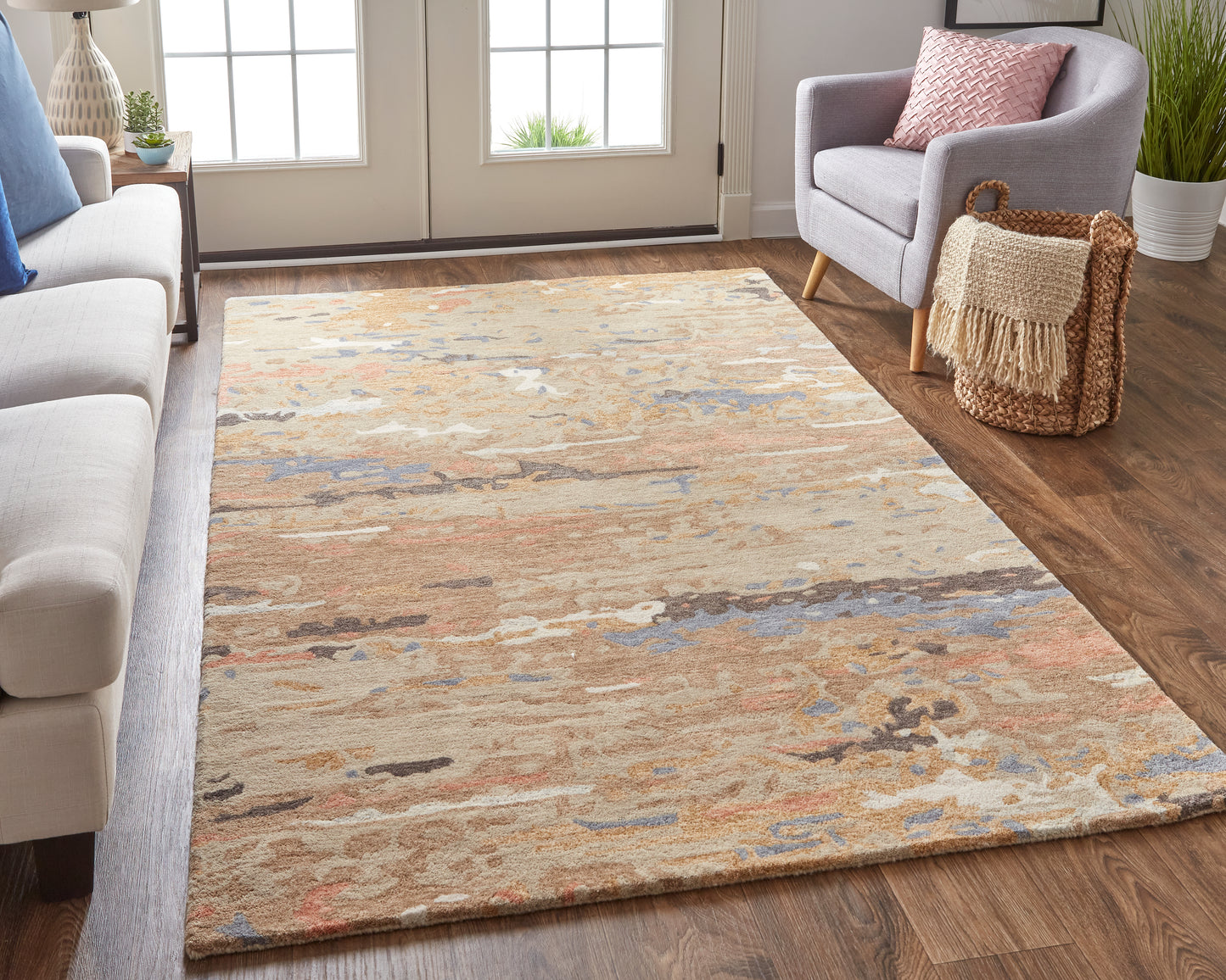 Everley Modern/Casual Tan/Blue Accent Rug