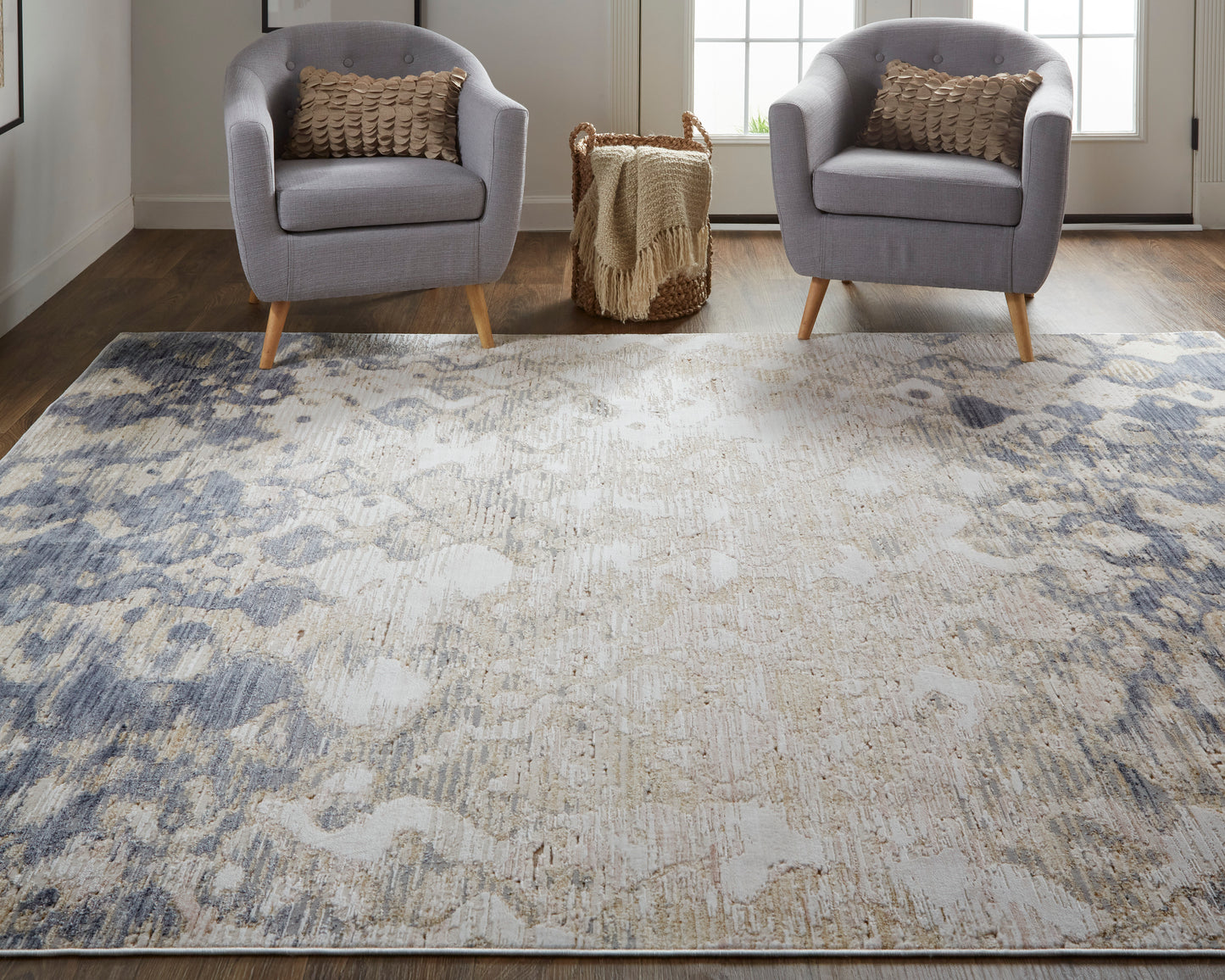 Laina Transitional/Industrial/Casual Tan/Ivory/Blue Accent Rug