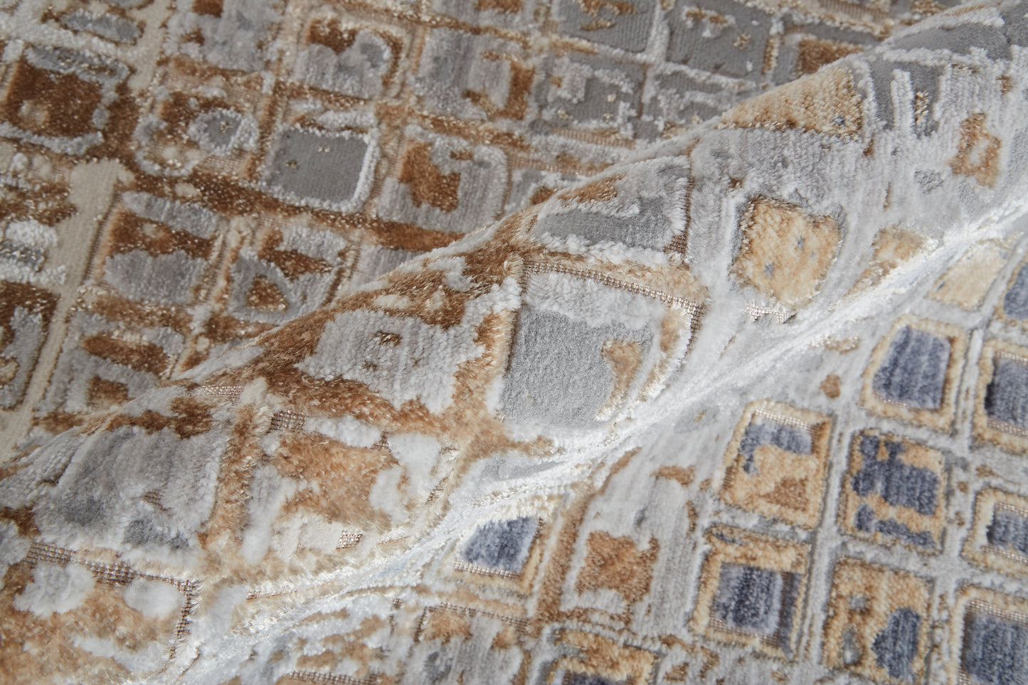 Laina Transitional/Mid-Century Modern Tan/Ivory/Blue Area Rug