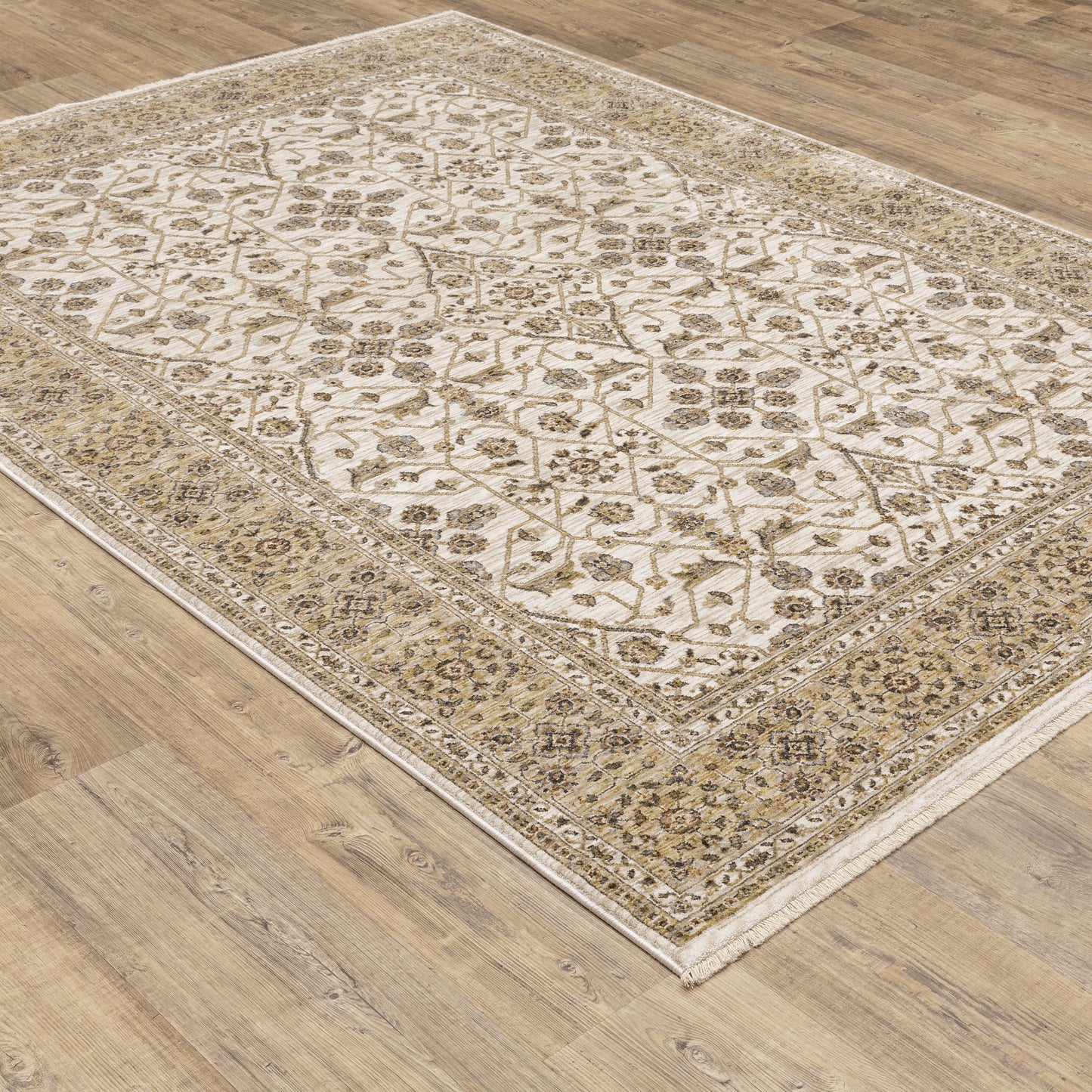 MAHARAJA 001J1 Ivory Rug - ORIENTAL WEAVERS