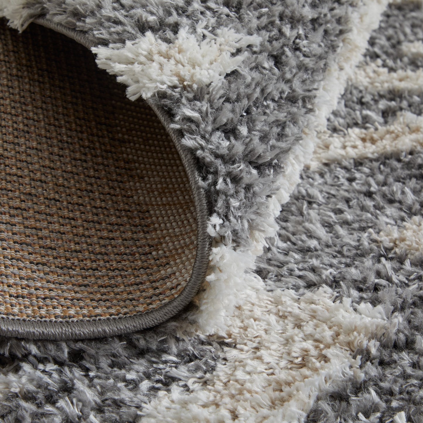 Mynka Transitional/Bohemian & Eclectic/Farmhouse Diamond/Geometric Gray/Ivory - Feizy Rug
