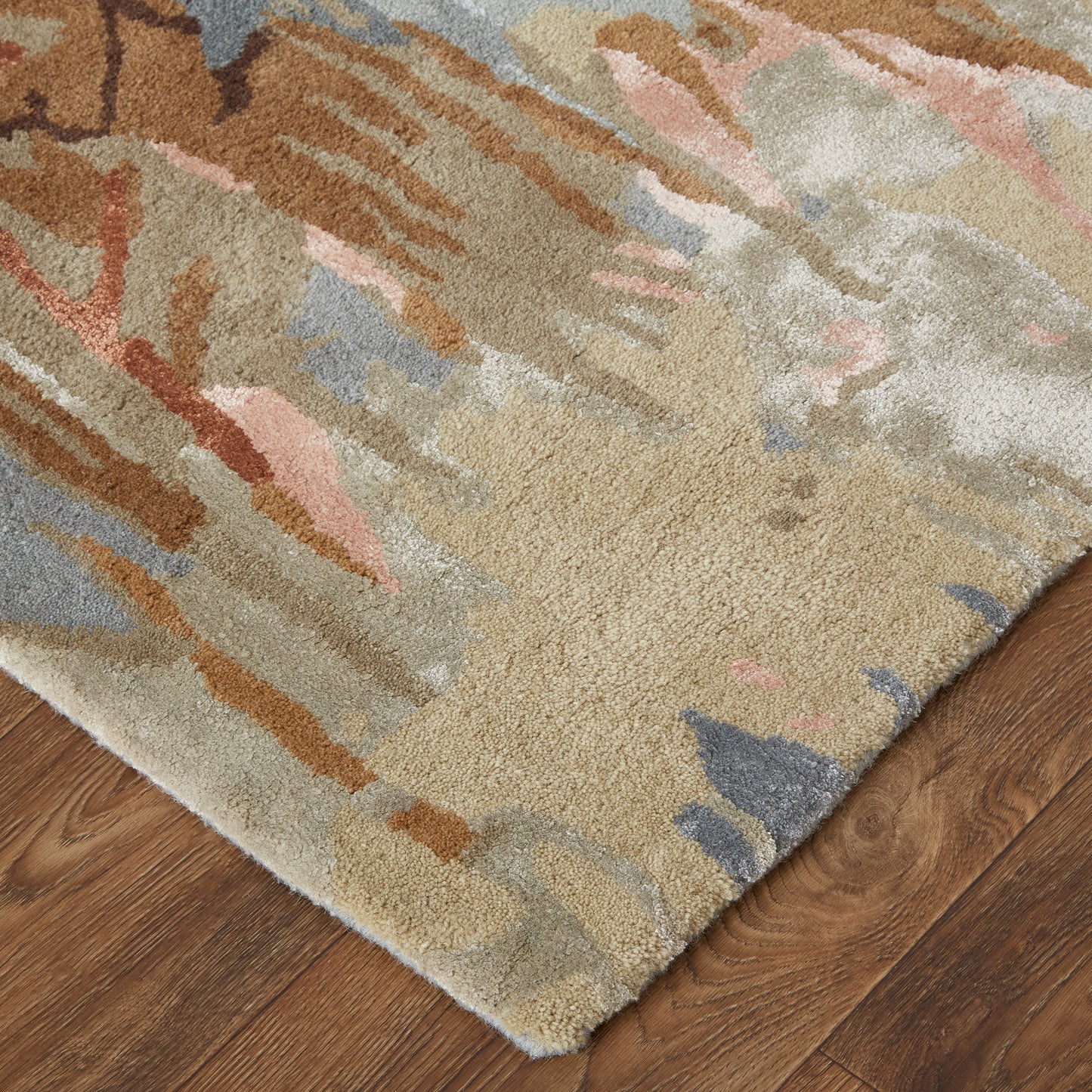 Dafney Transitional/Casual Tan/Gray/Green Accent Rug