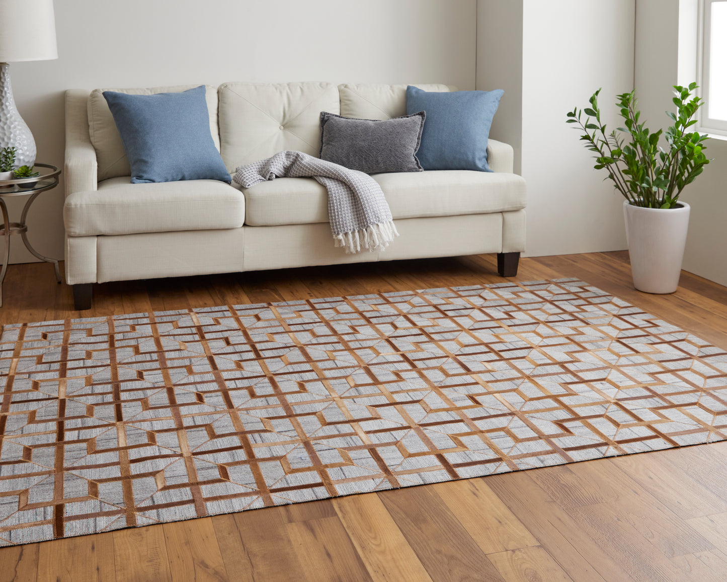 Fannin Transitional/Mid-Century Modern Tan/Brown/Gray Area Rug