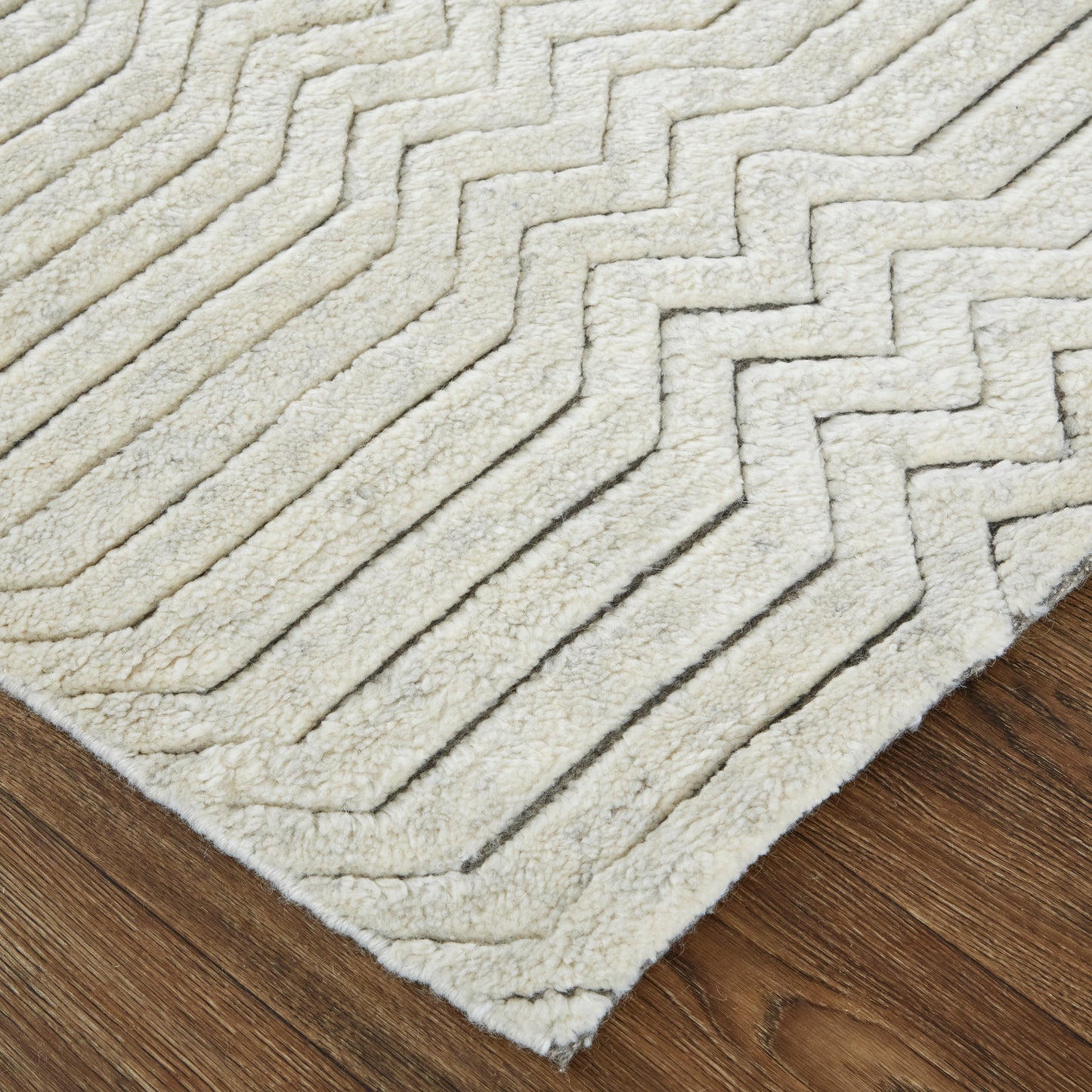 Matson Transitional/Farmhouse/Casual Ivory Accent Rug