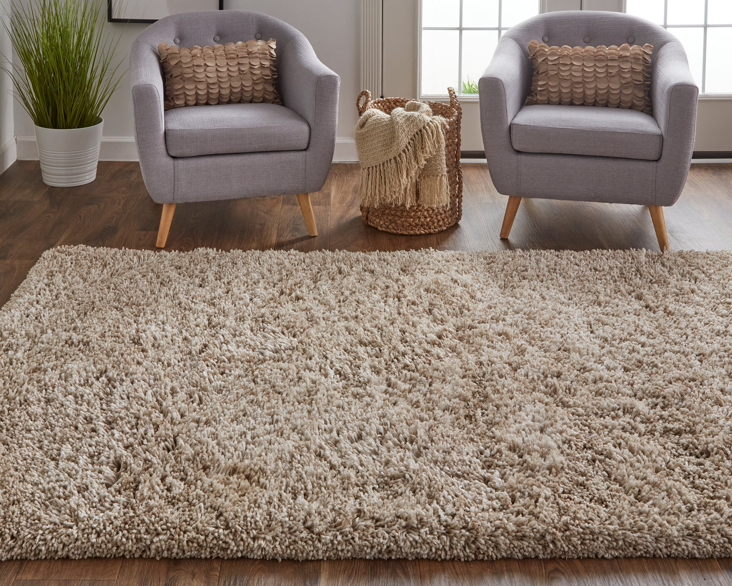 Stoneleigh Modern/Luxury & Glam/Casual Tan/Ivory Area Rug