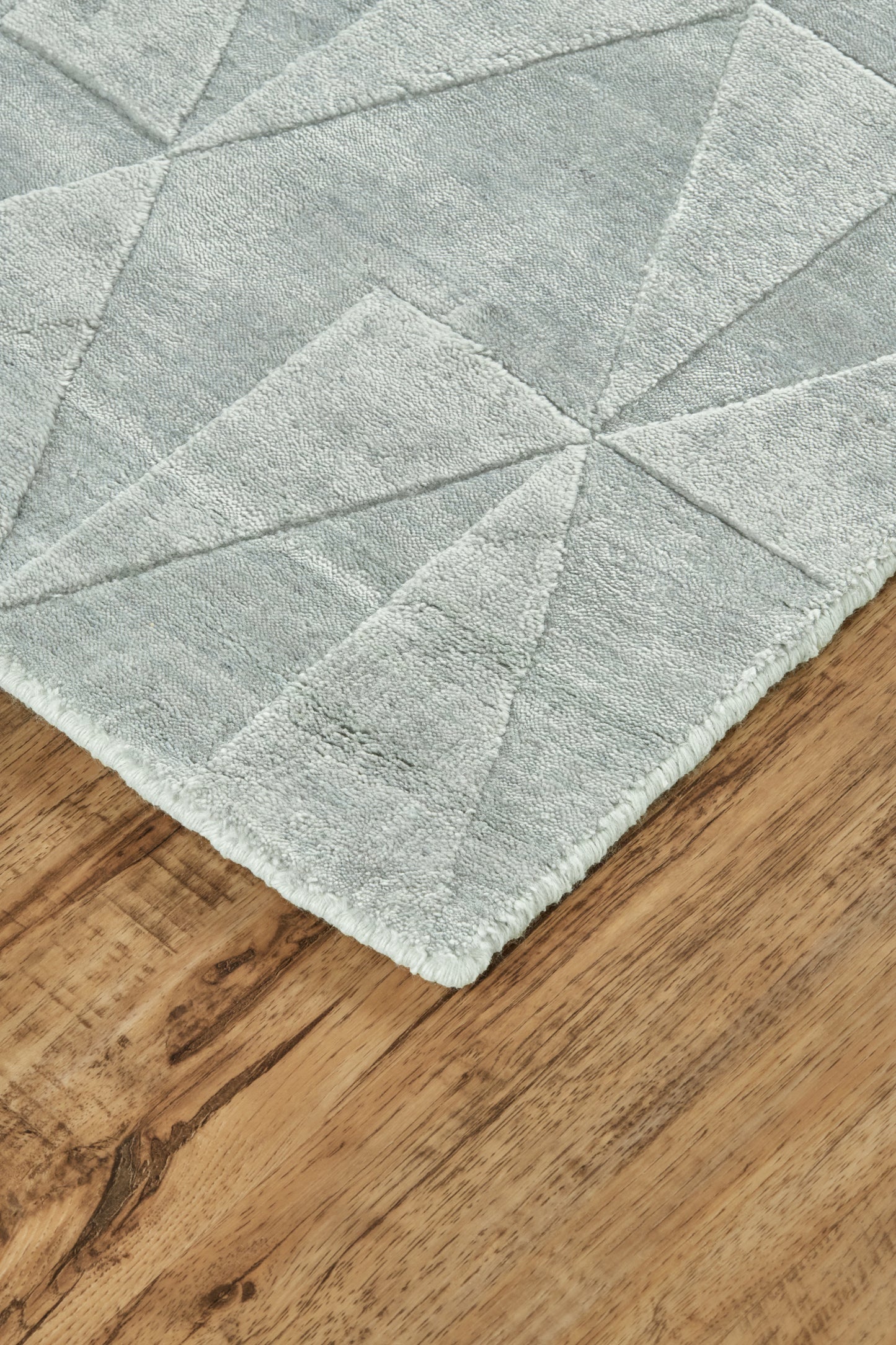 Gramercy Modern/Global/Mid-Century Modern Geometric/Argyle/Diamond Gray/Ivory/Silver - Feizy Rug