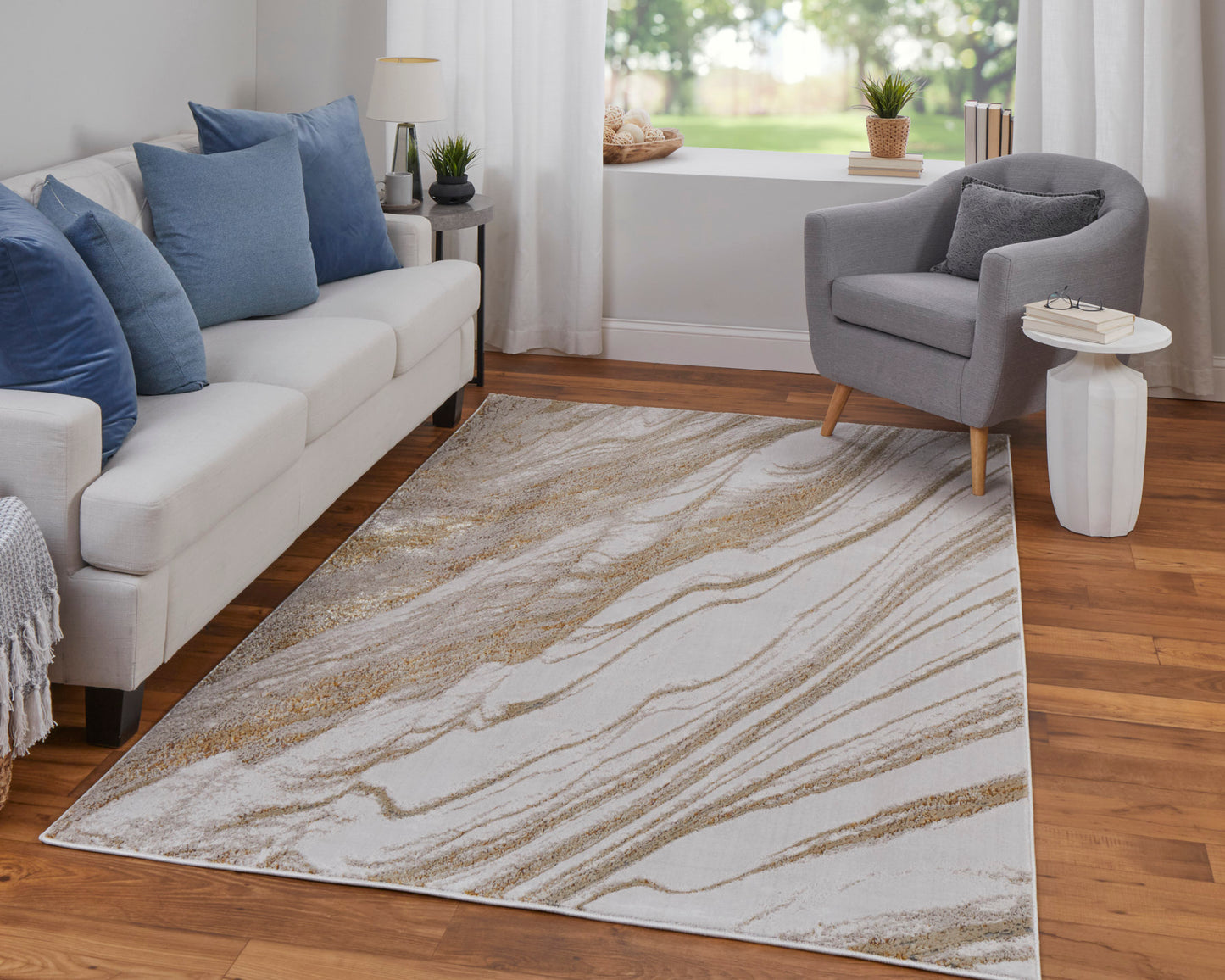 Aura Modern/Industrial/Casual Ivory/Taupe/Gold Accent Rug