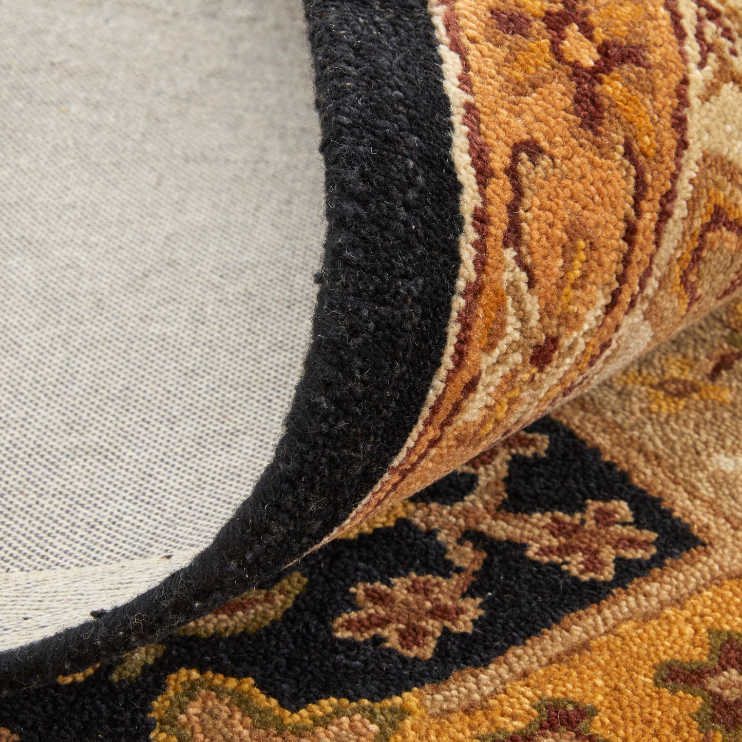 Wagner Traditional/Classic/Vintage Diamond/Persian/Bordered Gold/Tan/Black - Feizy Rug