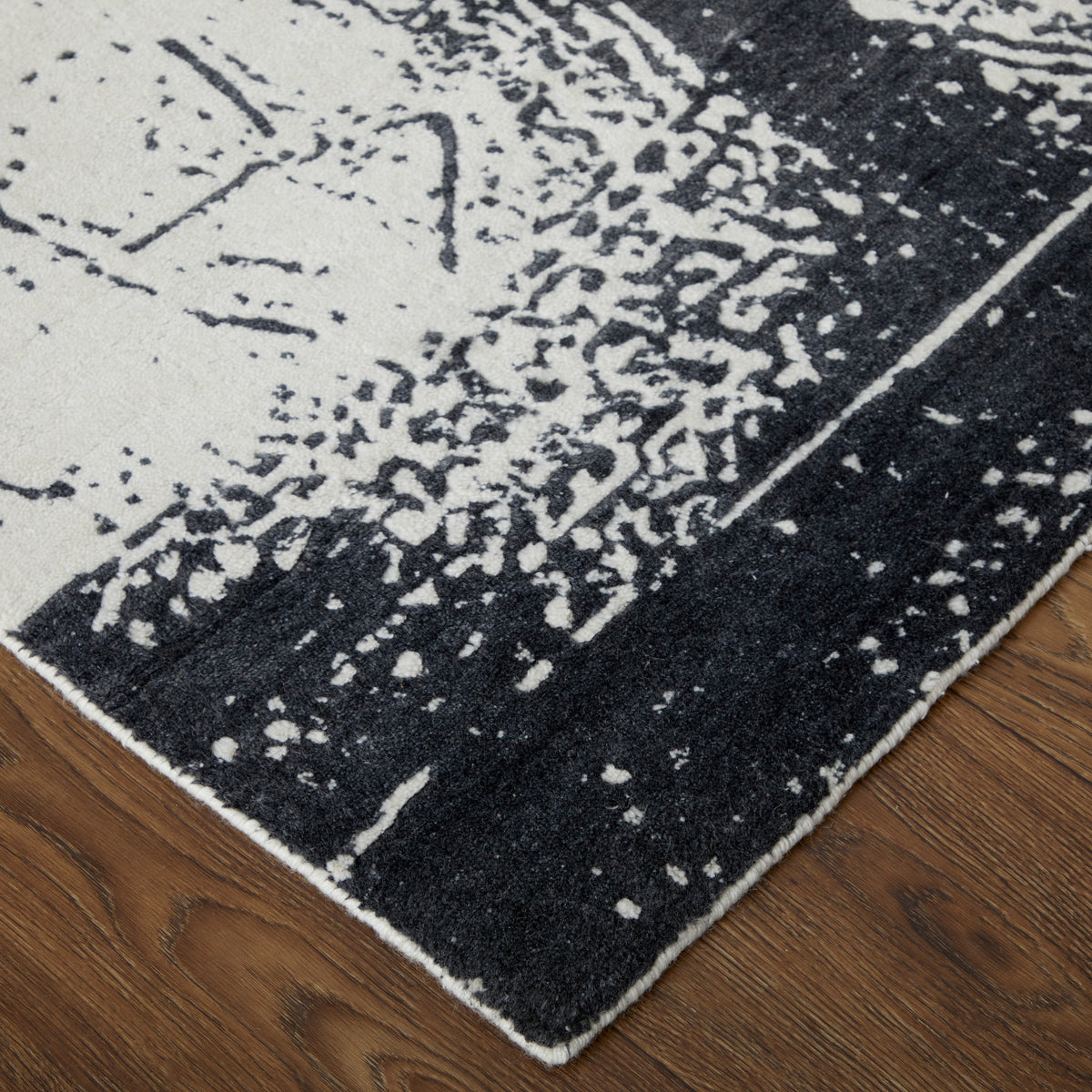 Coda Modern/Industrial/Global Abstract/Watercolor Black/White 8927 - Feizy Rug