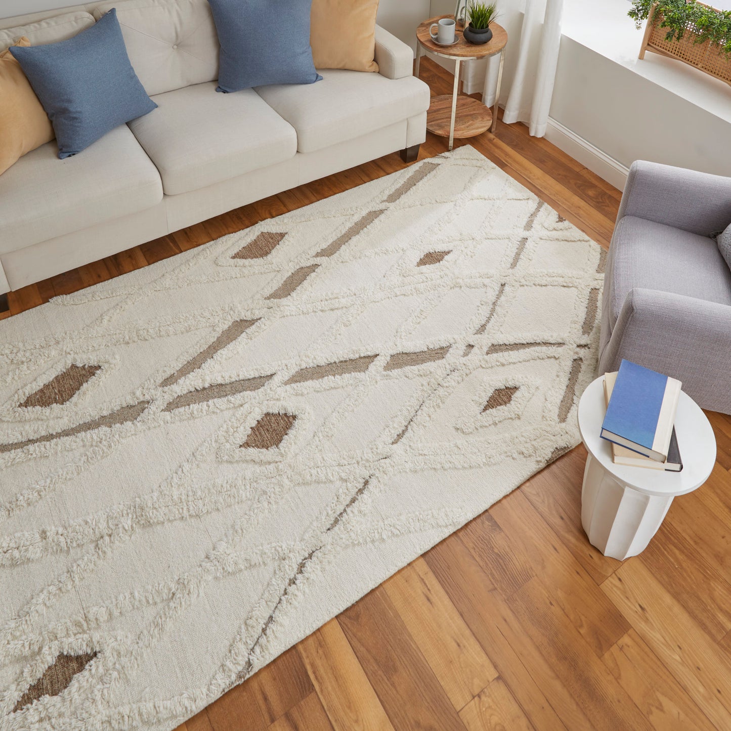 Anica Transitional/Moroccan/Casual Geometric/Diamond/Abstract Ivory/Taupe/Brown - Feizy Rug
