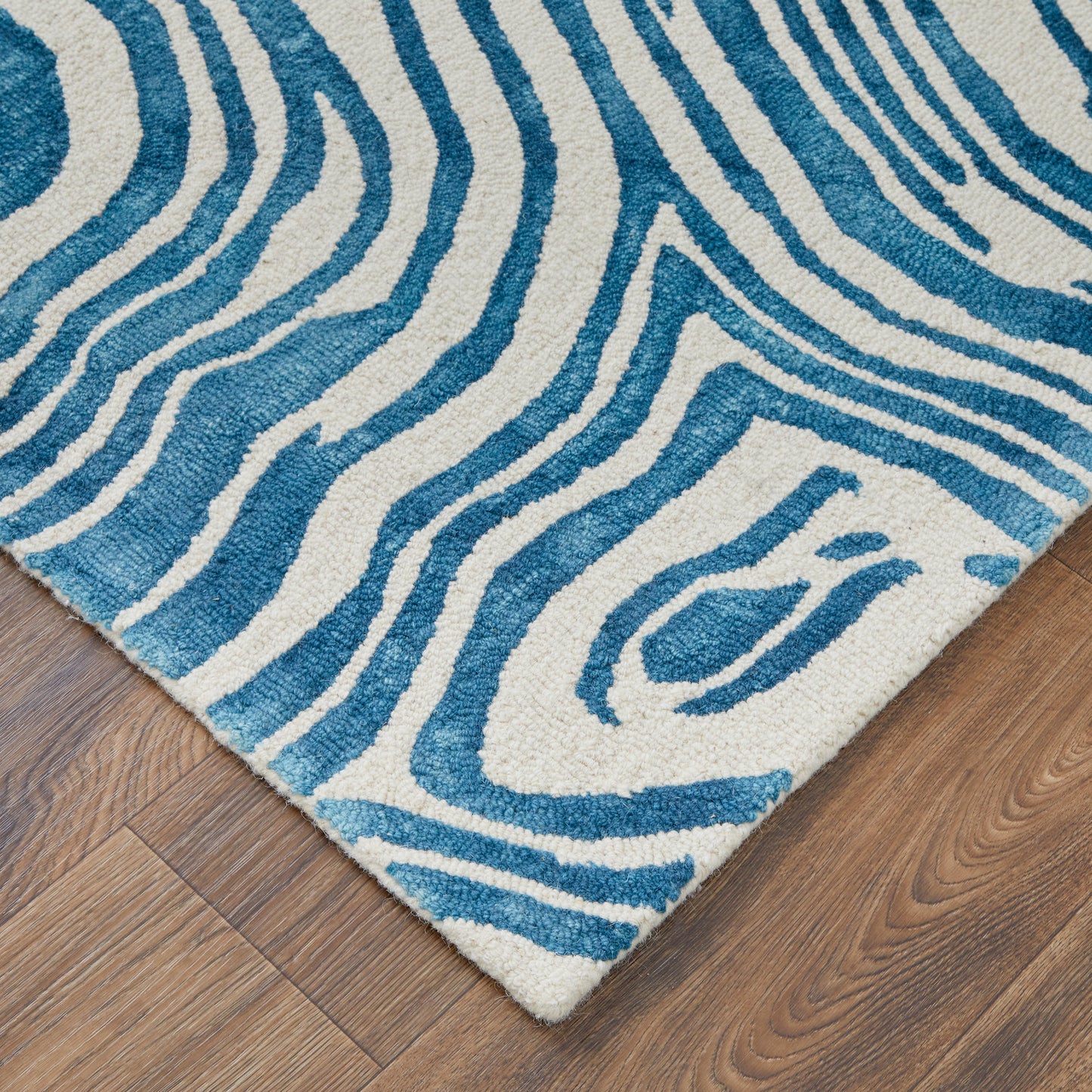 Lorrain Modern/Bohemian & Eclectic/Casual Abstract/Watercolor/Distressed Blue/Ivory - Feizy Rug