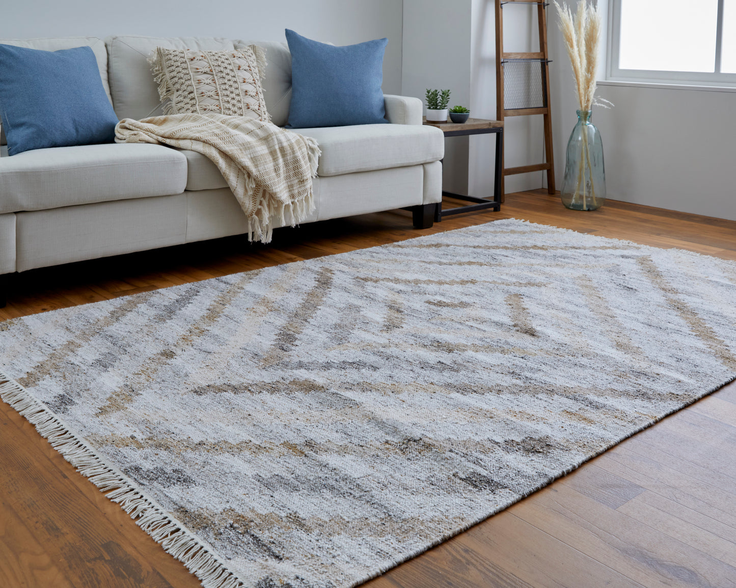 Beckett Transitional/Farmhouse/Bohemian & Eclectic Geometric/Diamond Ivory/Gray/Tan - Feizy Rug