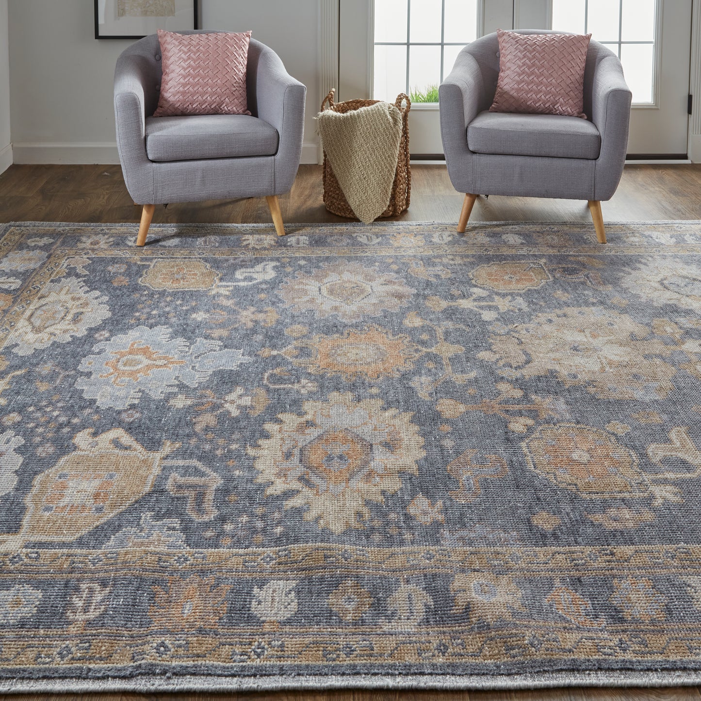 Wendover Transitional/Vintage/Bohemian & Eclectic Gray/Blue/Tan Accent Rug