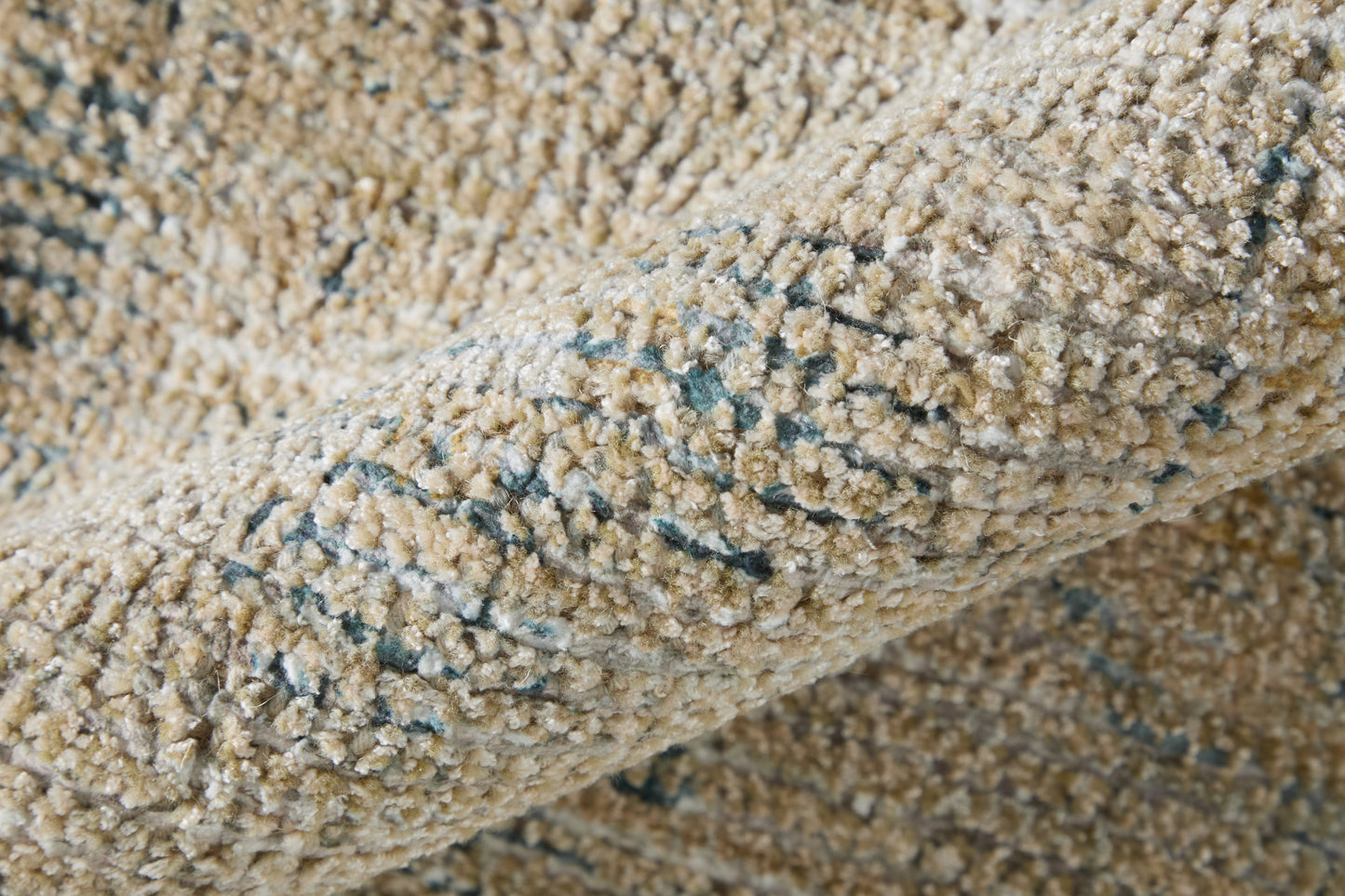 Caldwell Transitional/Bohemian & Eclectic/Vintage Tan/Gray/Gold Area Rug