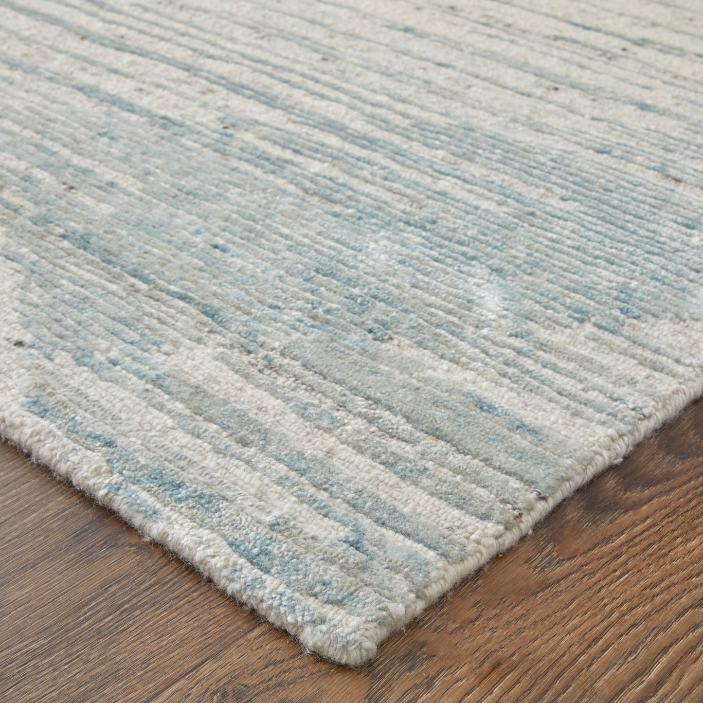 Brighton Modern/Casual/Global Blue/Ivory/Silver Area Rug