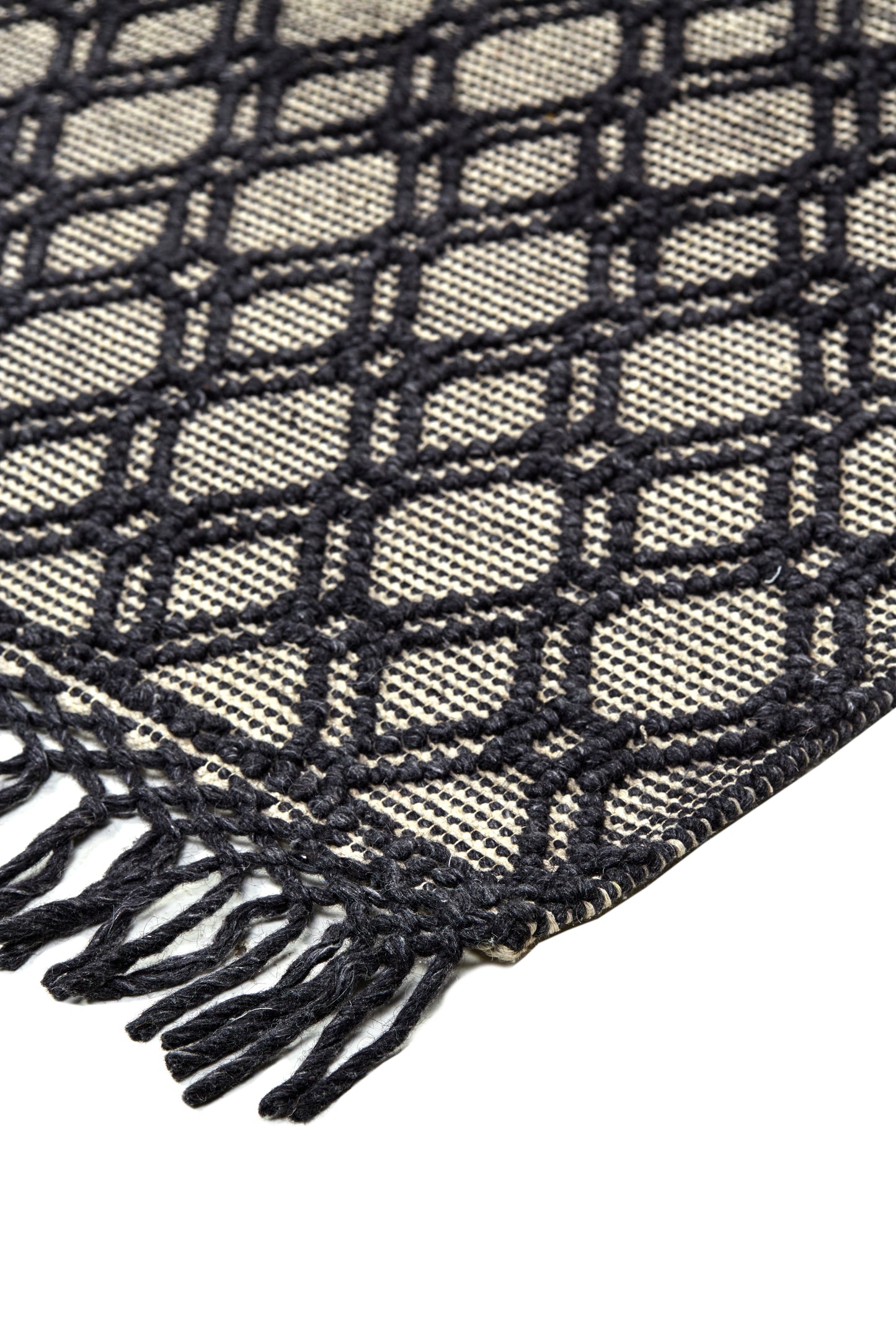 Phoenix Transitional/Farmhouse/Scandinavian Diamond/Trellis & Lattice Black/Ivory - Feizy Rug