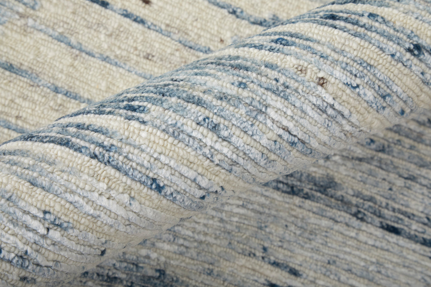 Brighton Modern/Casual/Global Ivory/Blue/Silver Accent Rug