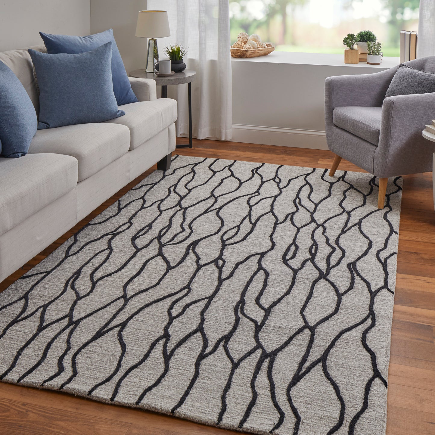 Enzo Transitional/Casual/Natural Ivory/Black/Taupe Accent Rug