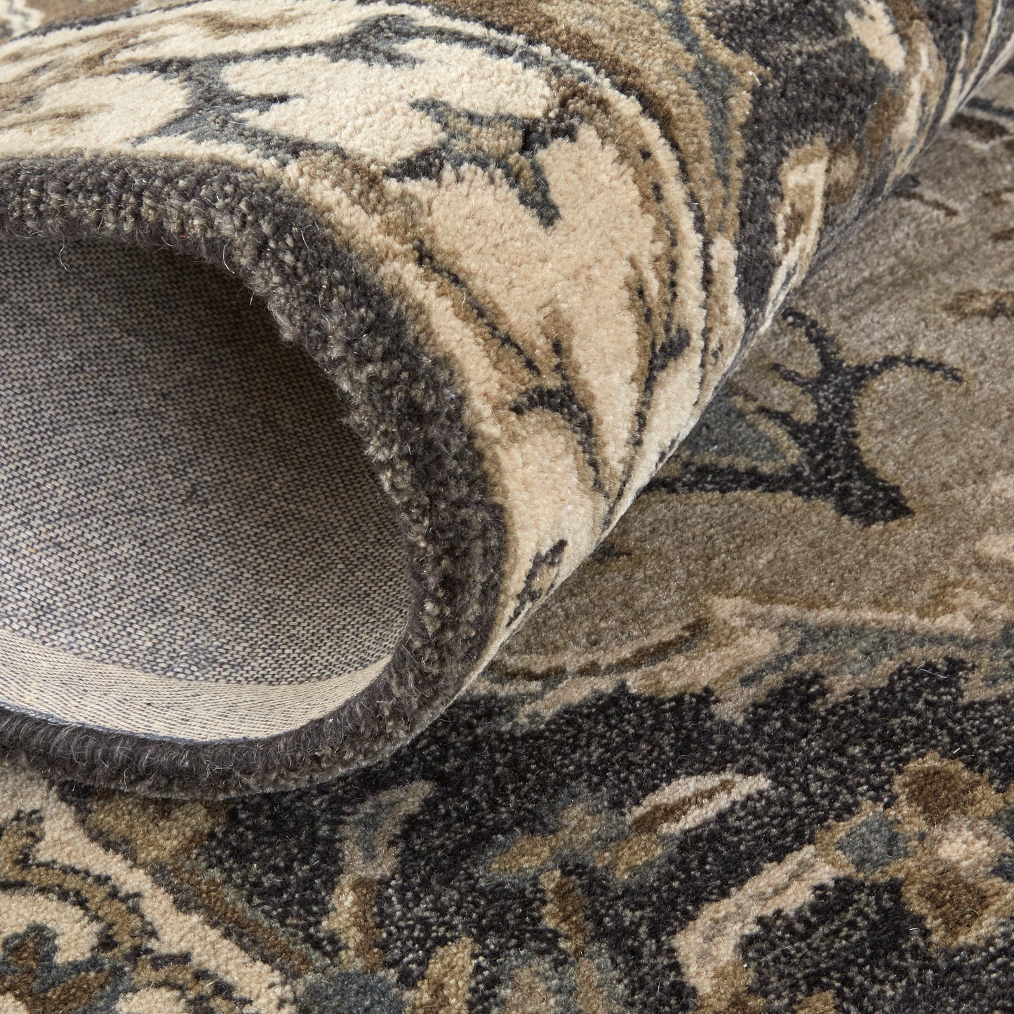 Eaton Traditional/French & Victorian Bordered/Damask/Floral & Botanical Blue/Gray/Taupe - Feizy Rug
