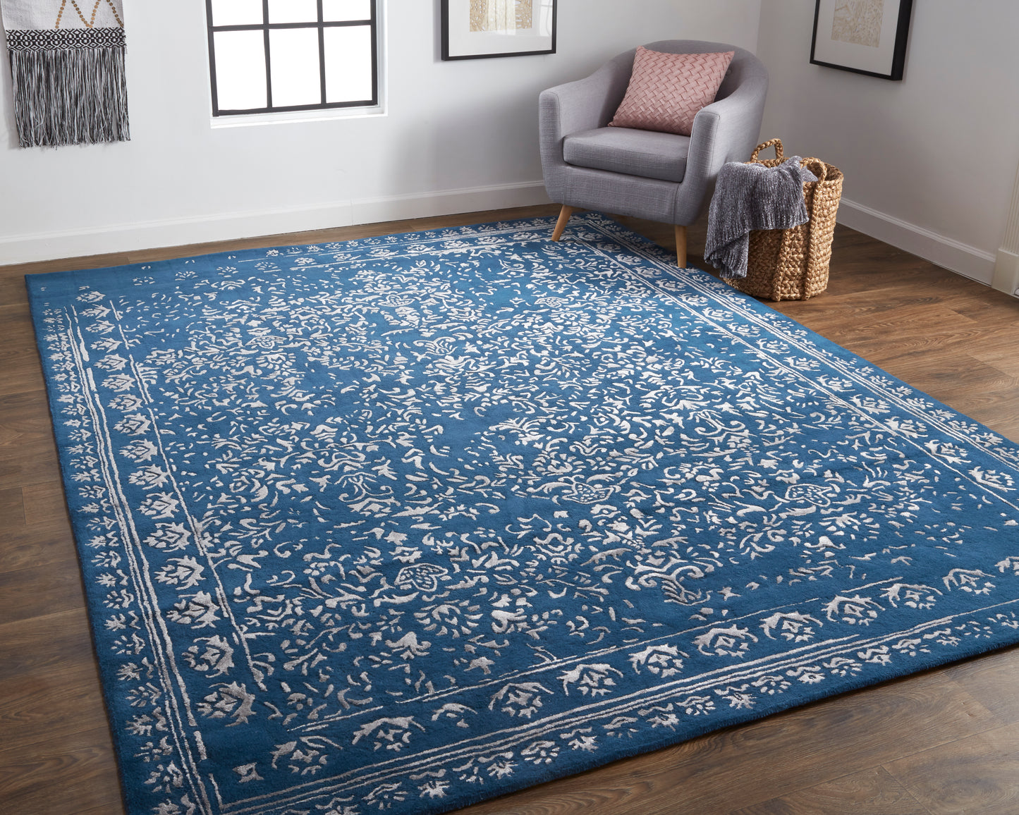 Bella Transitional/Bohemian & Eclectic/Casual Oriental/Bordered/Floral & Botanical Blue/Silver - Feizy Rug