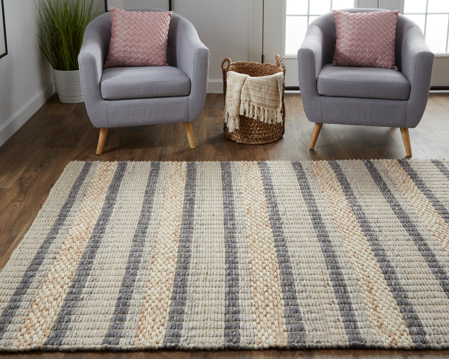 Berkeley Transitional/Casual/Nautical & Coastal Ivory/Tan/Gray Accent Rug