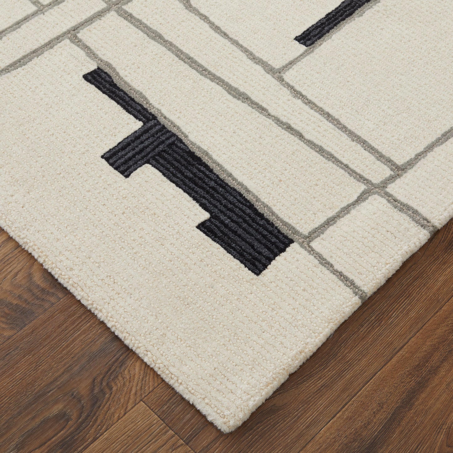 Maguire Transitional/Industrial/Mid-Century Modern Ivory/Gray/Taupe Area Rug