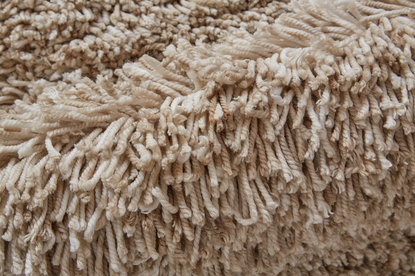 Stoneleigh Modern/Luxury & Glam/Casual Tan/Ivory Area Rug