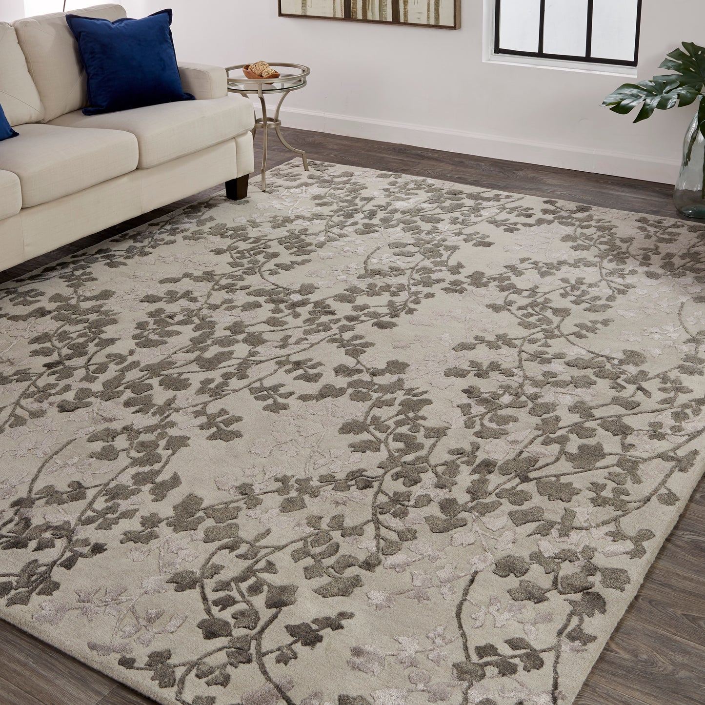 Bella Transitional/Casual Floral & Botanical Gray/Silver/Taupe - Feizy Rug
