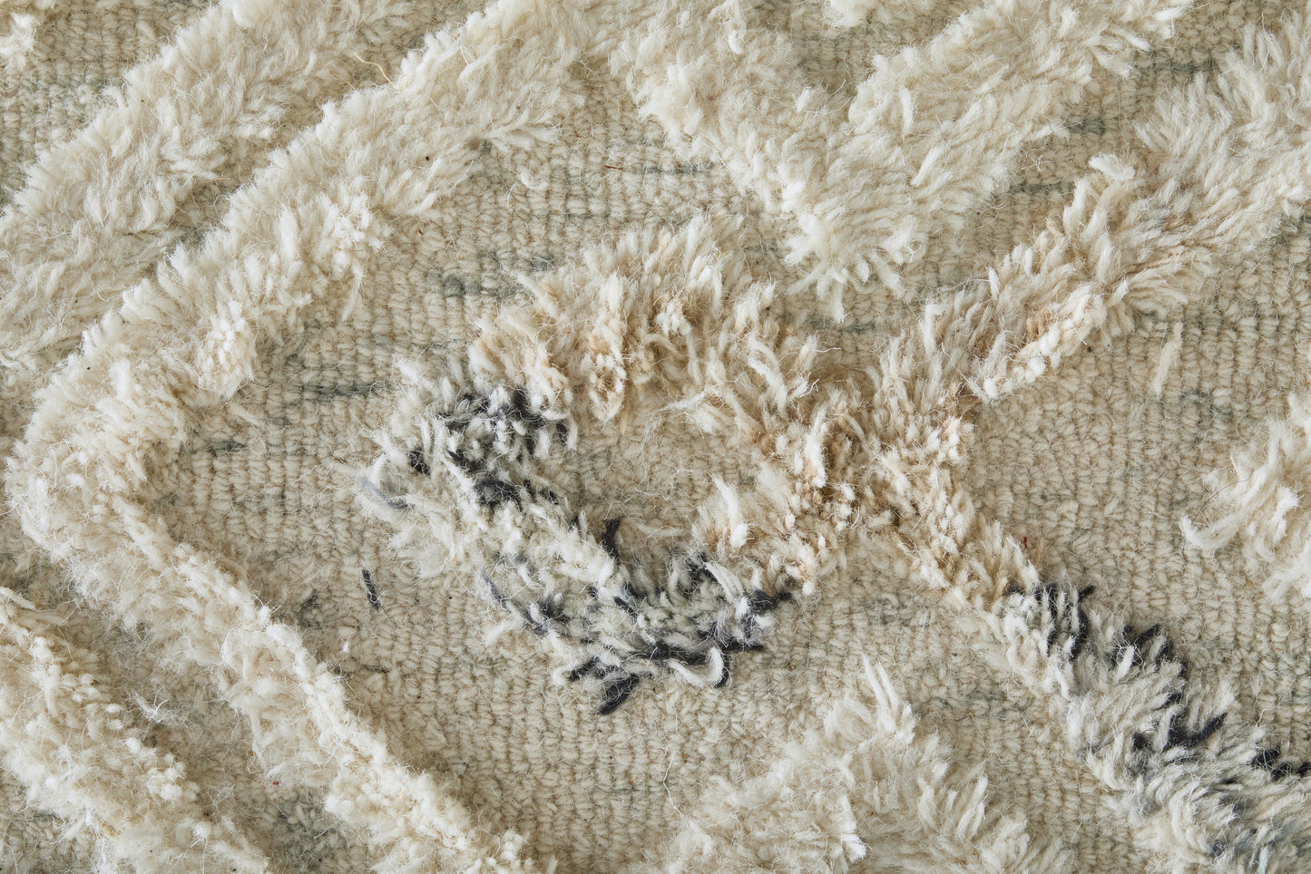 Anica Transitional/Bohemian & Eclectic/Moroccan Moroccan/Geometric/Distressed Ivory/Gray/Black - Feizy Rug