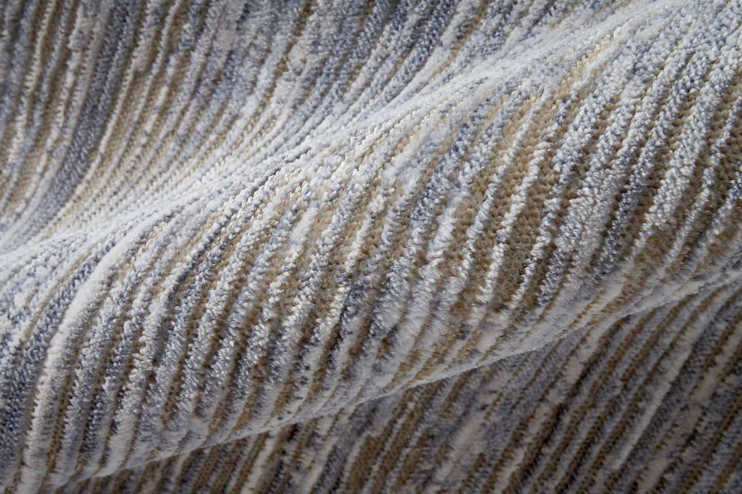 Laina Transitional/Rustic/Casual Taupe/Silver/Tan Accent Rug