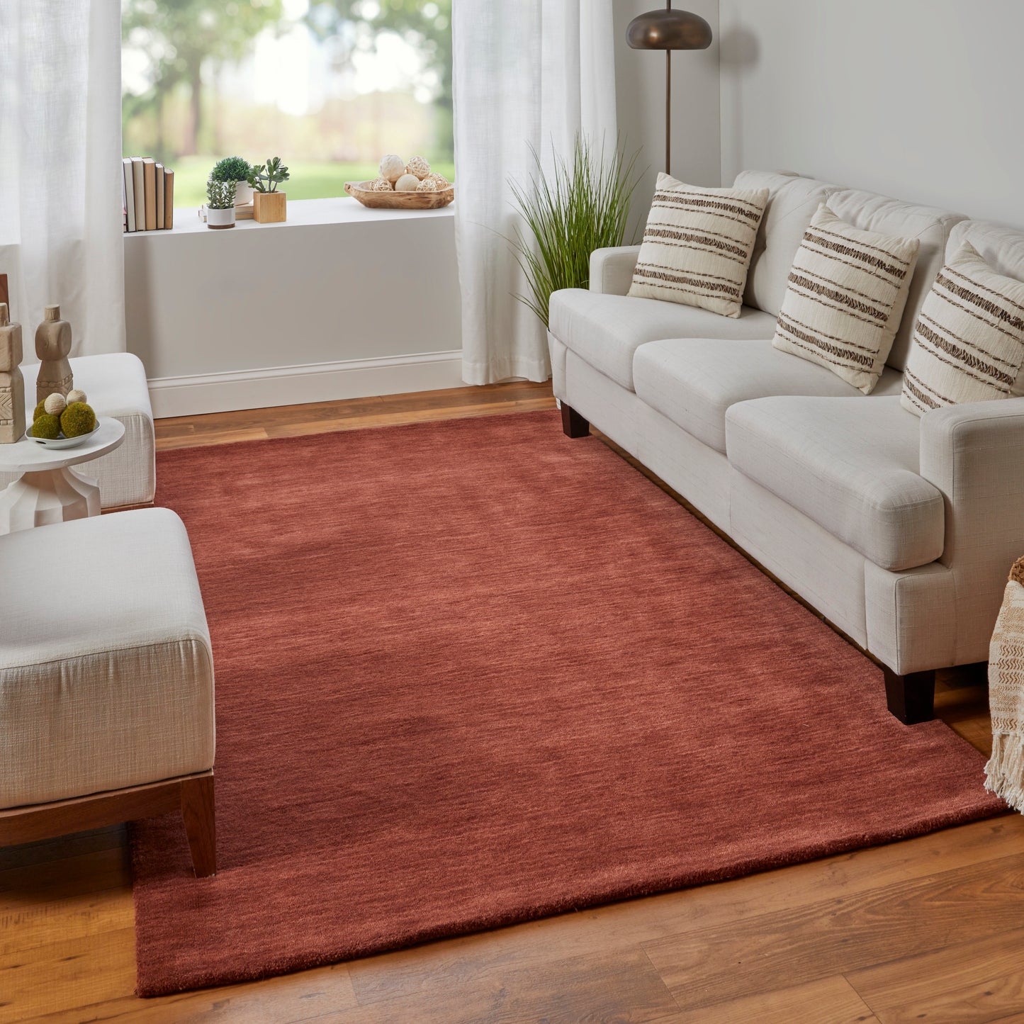 Luna Modern/Casual Orange/Red Area Rug
