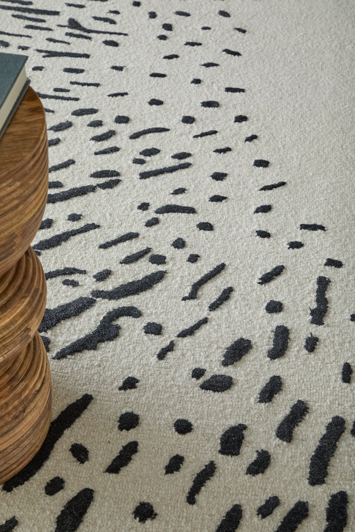 Winston Modern Abstract Ivory/Black - Feizy Rug